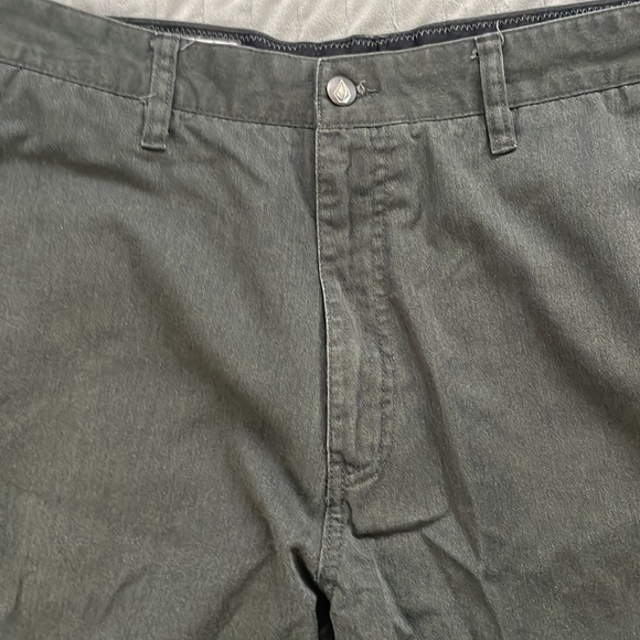 Volcom dark grey Corpo Class Shorts - Picture 3 of 5